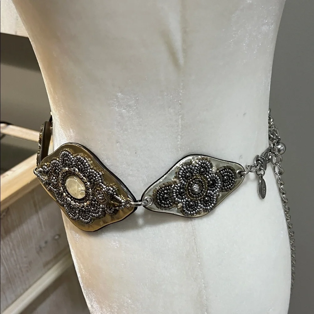 NWOT CHICO’S Beaded Gold Metallic Faux Leather and Silver Chain Belt - Picture 3 of 11
